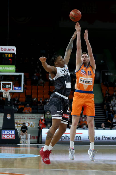 手轻微冲撞 手轻微冲撞