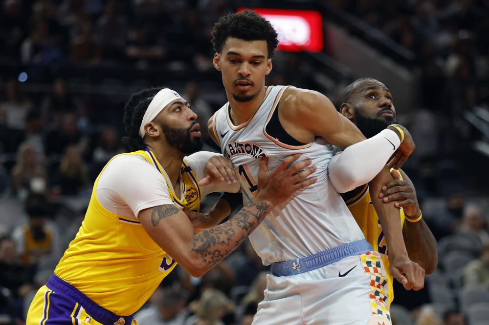 摩纳哥主帅 摩纳哥主帅