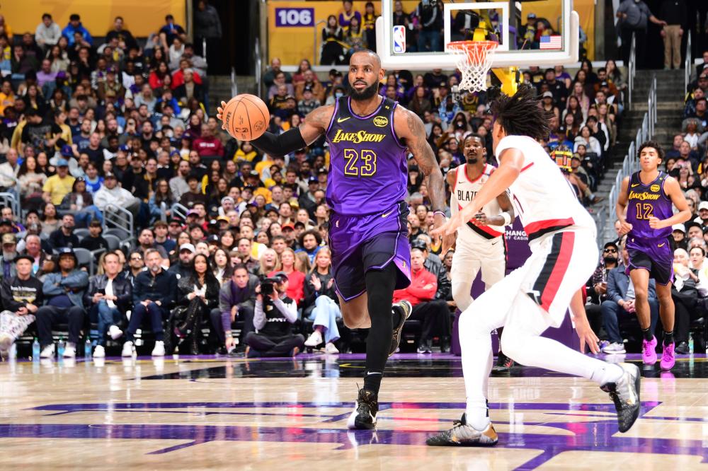 对抗方面都 对抗方面都