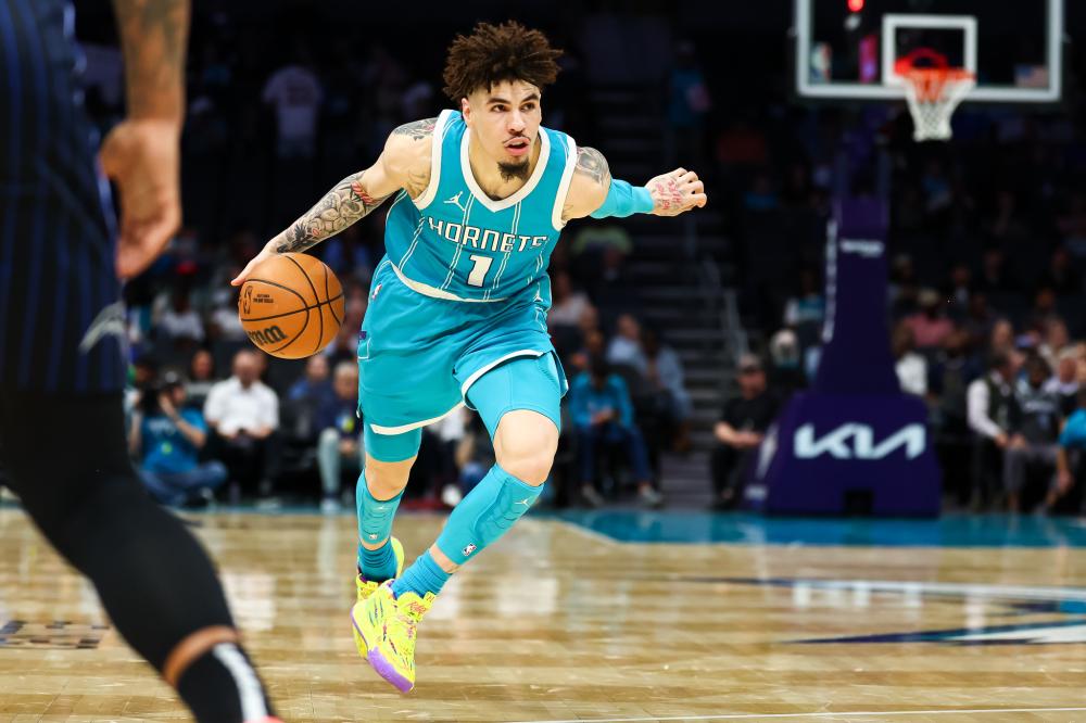 目中抛出了 目中抛出了