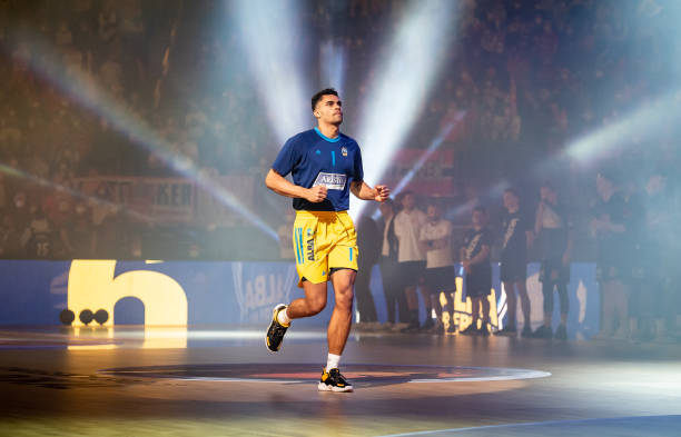 们在关键比 们在关键比